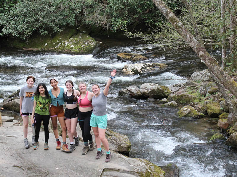 Fall Break Backpacking Group Photo 2