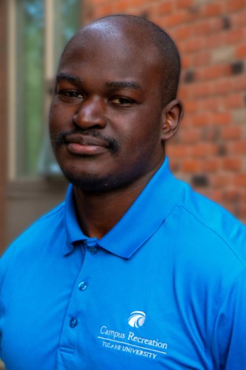 Derrick Bugyei Headshot